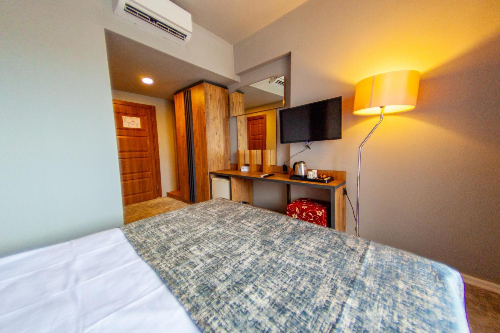 Dedeman Hotel