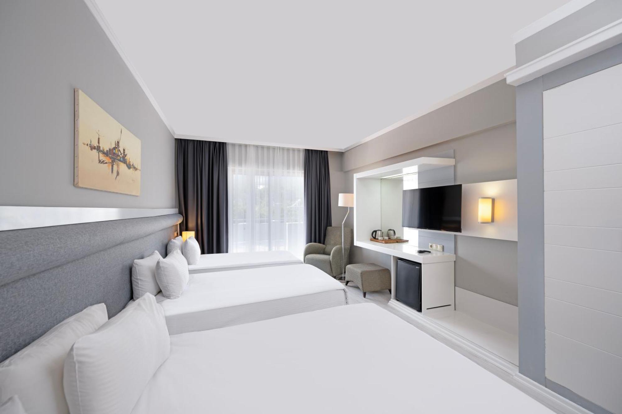 Dedeman Hotel Kemer